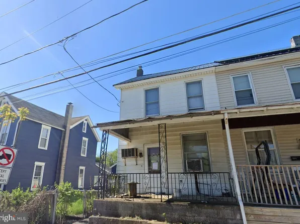422 State St, Enola, PA 17025