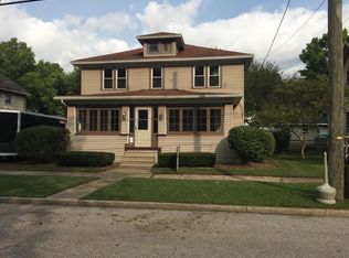 215 S Saint Joseph Ave, Niles, MI 49120