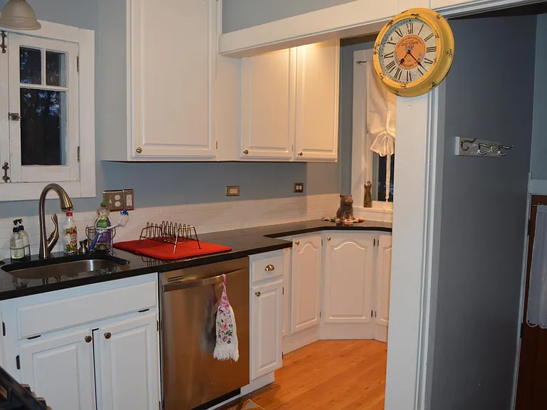 403 E Louisiana Ave — Photo 13