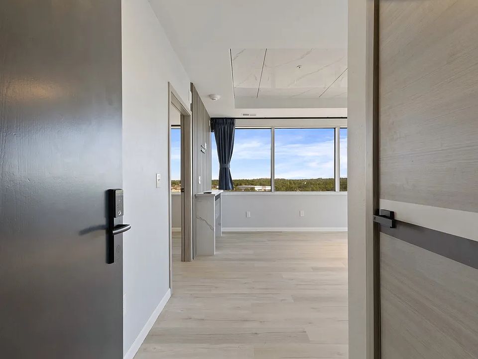 Type C: Balcony Unit