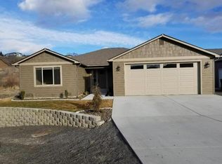 167 21st Pl NW, East Wenatchee, WA 98802