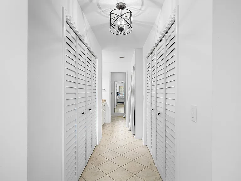 3660 Quail Ridge Dr N — Photo 29