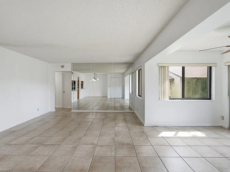 518 Shady Pine Way #B2 — Photo 6