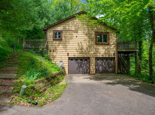 8192 Sweetwater Dr, Nineveh, IN 46164