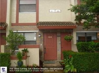 9781 Riverside Dr, Coral Springs, FL 33071