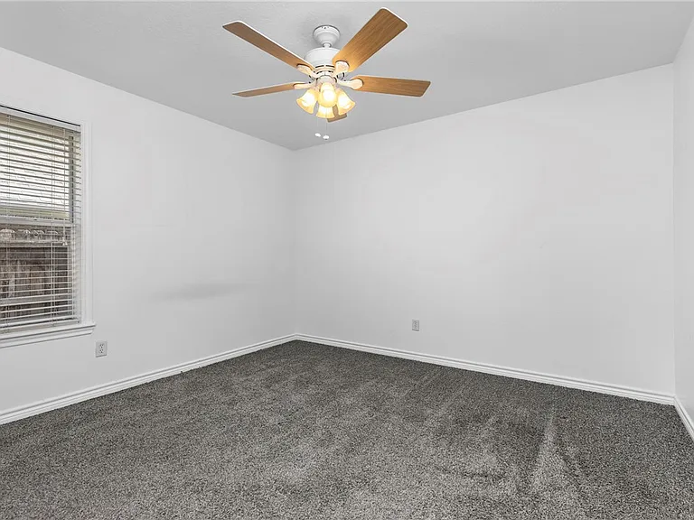 3511 Farah Dr — Photo 17