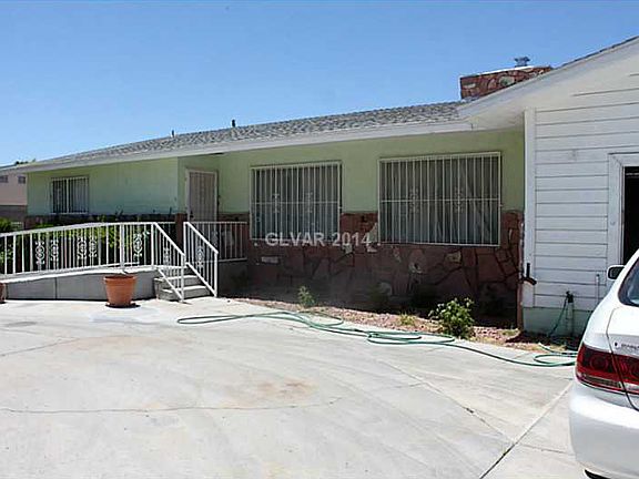 2nd image of 714 S Kenny Way