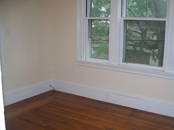 3rd image of 155 Medway St #9
