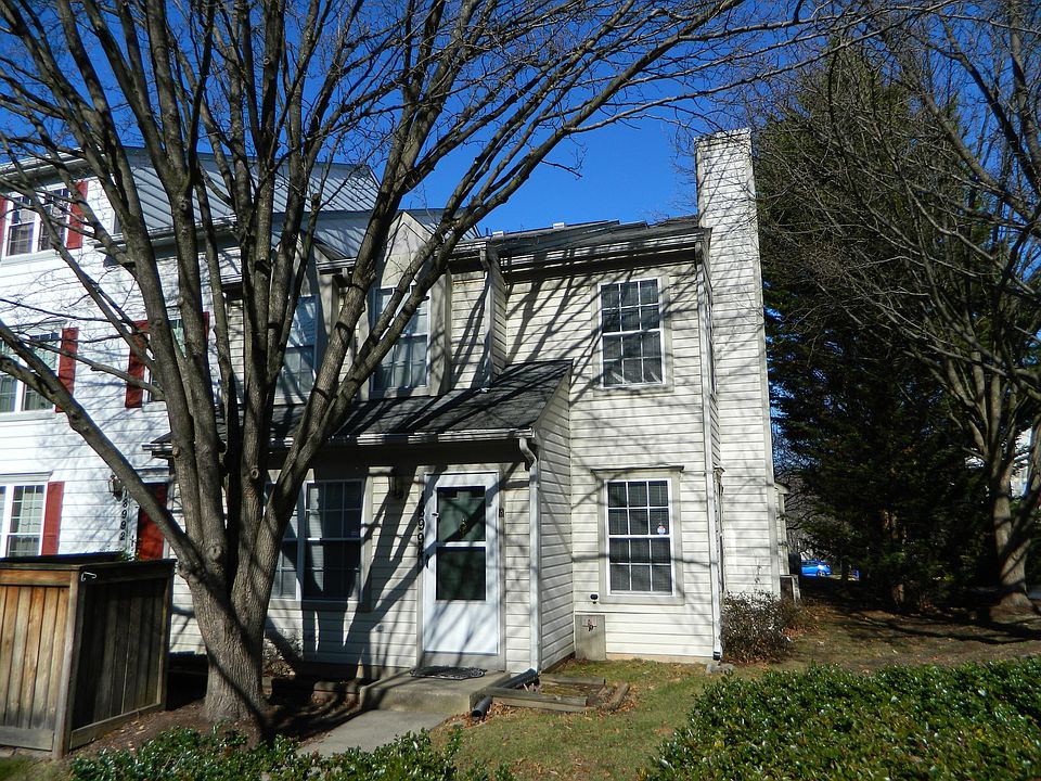 Exterior/Front
