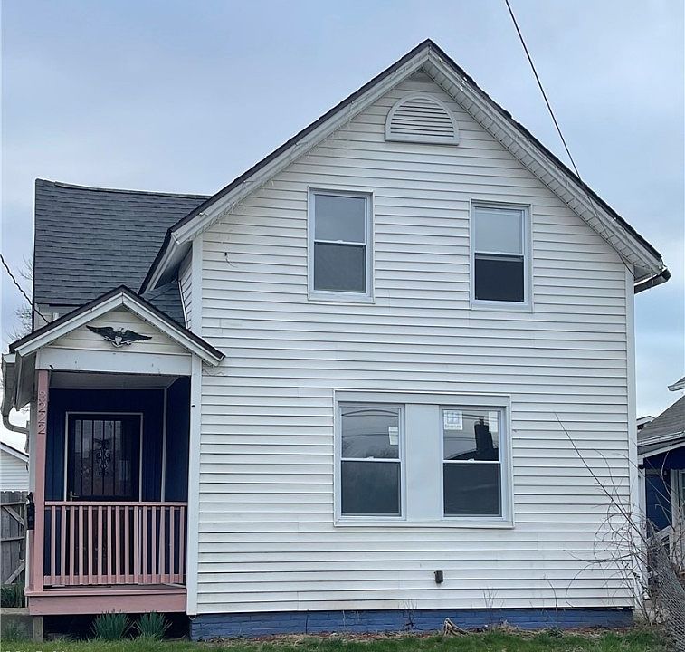 1st image of 3222 W 52nd St
