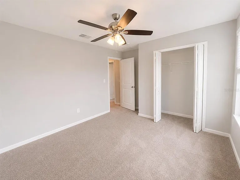 16717 Delia St — Photo 8