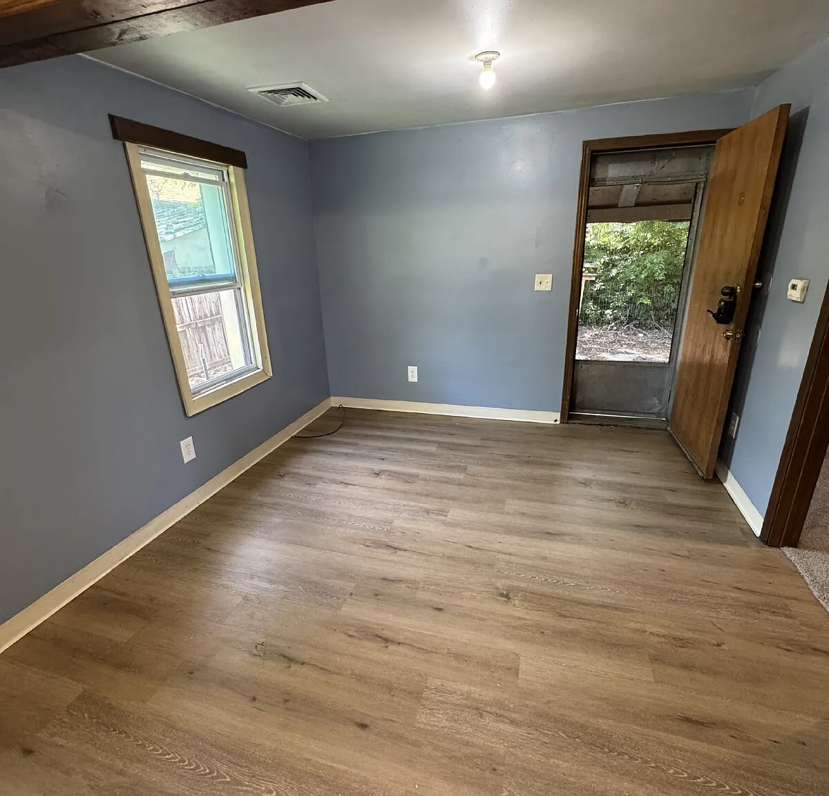 1 bed, 1.0 bath, $595 — Photo 3