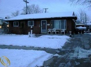 460 S Hubbard St, Westland, MI 48186
