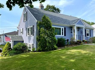 3770 Mendon Rd, Cumberland, RI 02864