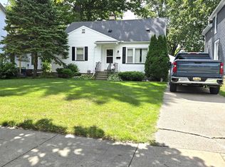 408 Cass Ave, Bay City, MI 48708