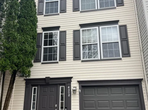 4508 Papillion Ct, Fredericksburg, VA 22408