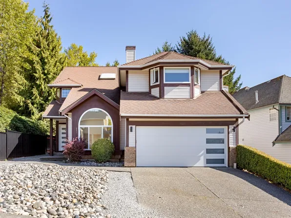 2909 Meadowvista Pl, Coquitlam, BC V3E 2R9