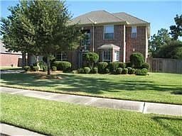1st image of 901 Woodcrest Dr