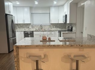 7121 Harding St, Hollywood, FL 33024