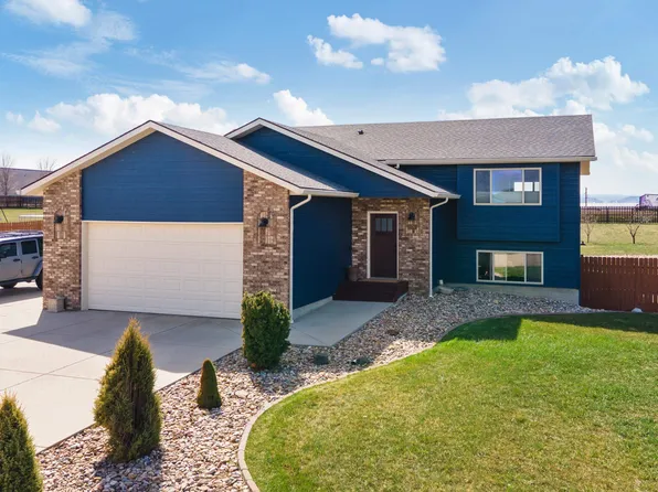 22761 Pickarts Ln, Box Elder, SD 57719