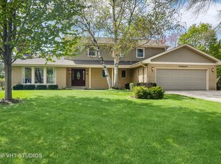 29W059 Shell Lake Dr, Naperville, IL 60564