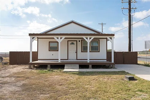 900 Tamaulipas St Photo 1