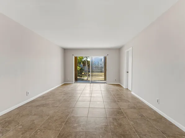 1638 EMBASSY Drive #208, West Palm Beach, FL 33401