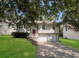 8311 N Everton Ave, Kansas City, MO 64152