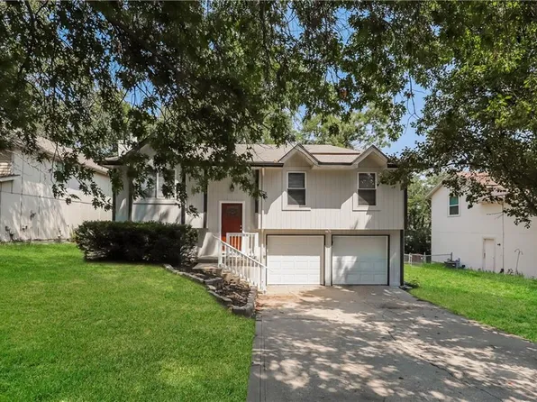 8311 N Everton Ave, Kansas City, MO 64152