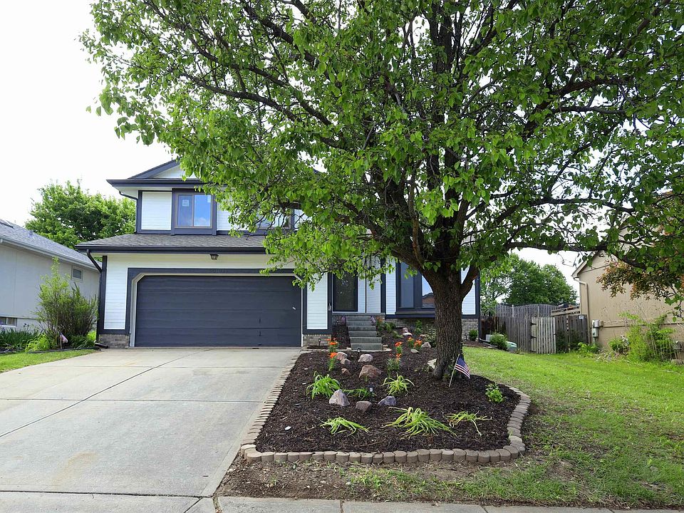 1st image of 3018 N 155th Ave