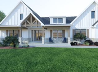 2204 Shetland Rd, Inverness, IL 60010