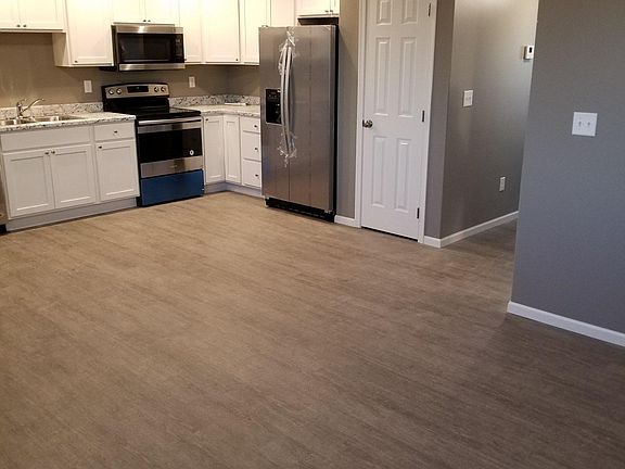 5th image of 1323 Holton Dr