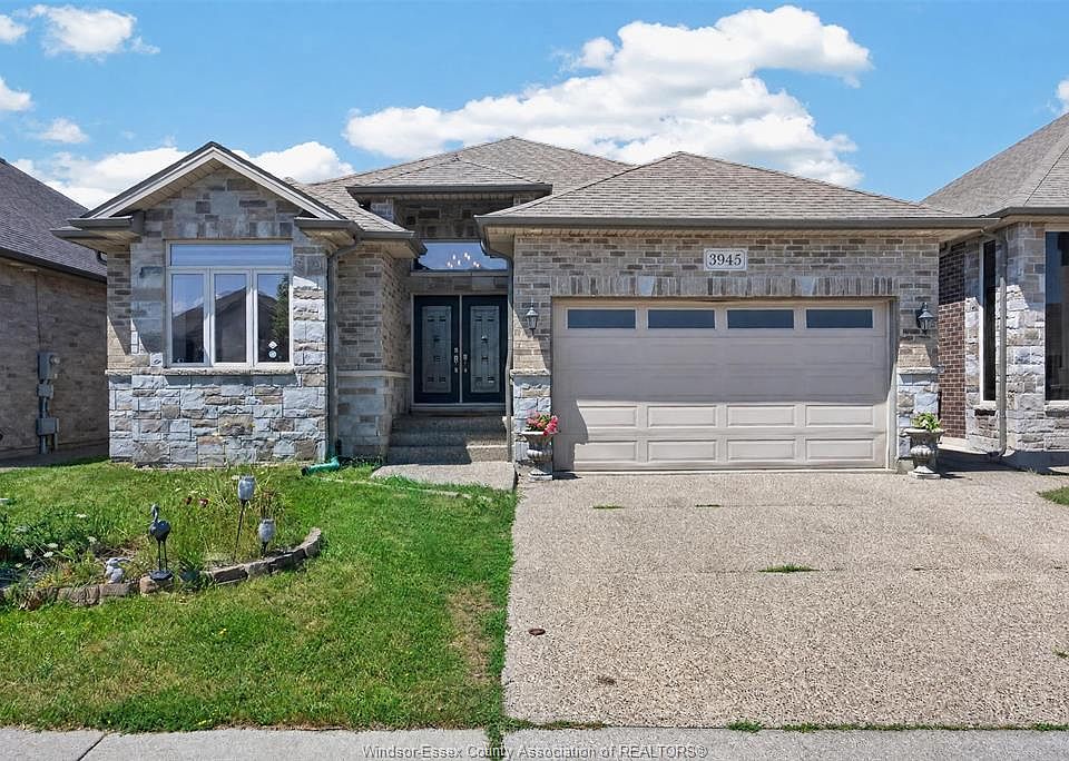 1st image of 3945 Zanzibar Cres