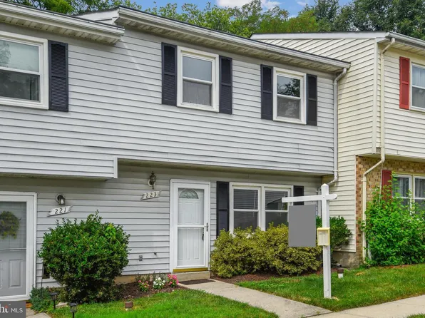 223 Christos Ct, Glen Burnie, MD 21061