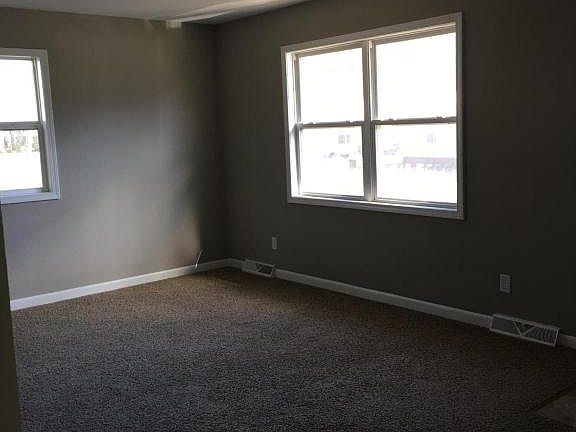 2nd image of 205 S Lincoln Ave