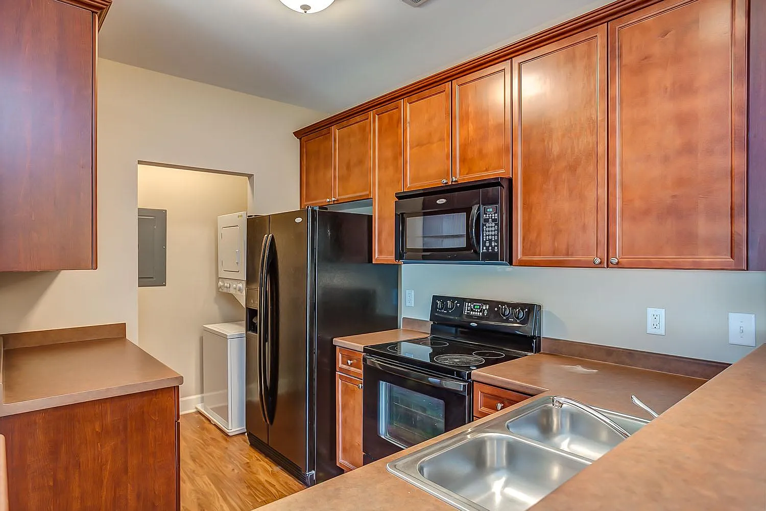 8401 Callabee Way — Photo 4