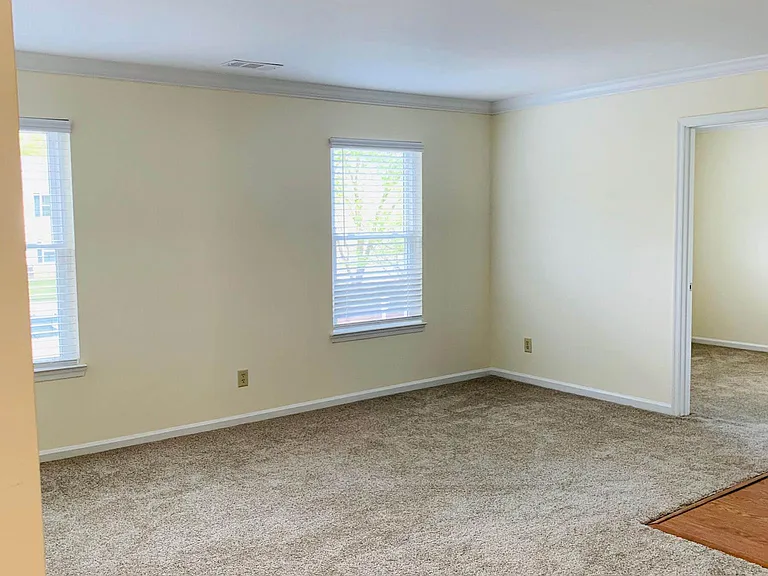 Regency at Longhill — Photo 12