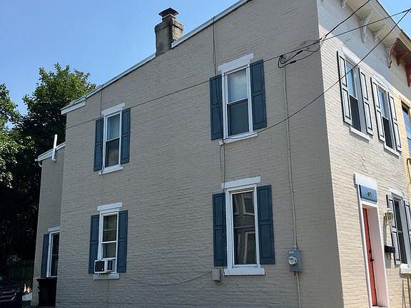 3rd image of 401 E Mifflin St
