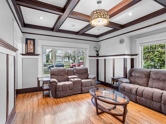 4th image of 1408 Edinburgh St