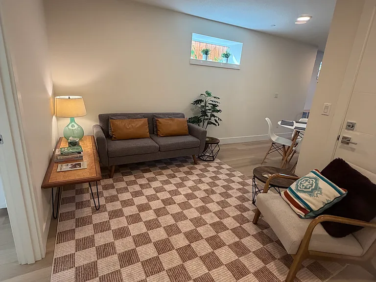 3852 SE Clinton St — Photo 5