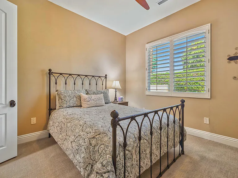35202 Vista Del Monte — Photo 25