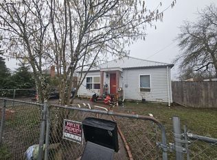 216 NE Yamhill St, Sheridan, OR 97378