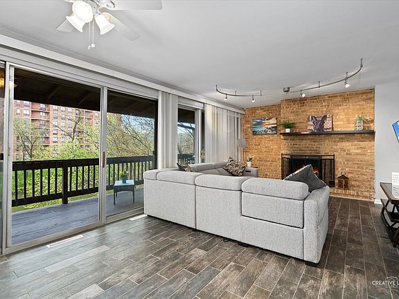 4th image of 5532 E Lake Dr APT F