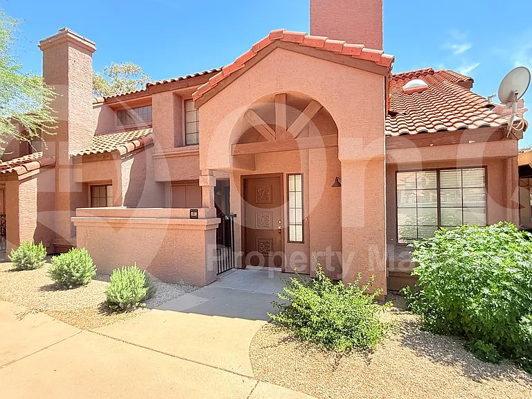609 E Mesquite Cir #C119 — Photo 1