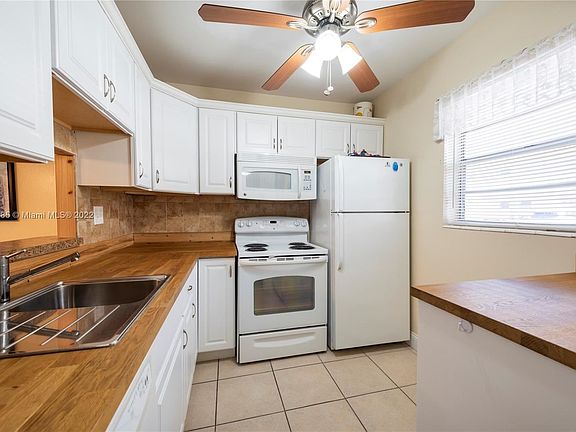 4th image of 5051 W Oakland Park Blvd #105
