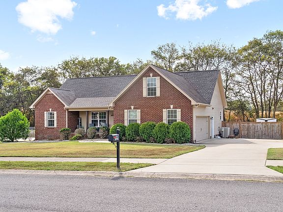 4th image of 1240 Everwood Dr