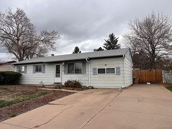 3rd image of 12035 E Kentucky Avenue