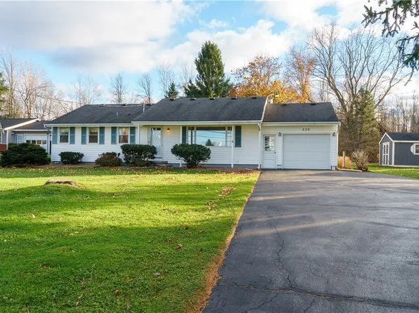 229 Frisbee Hill Rd, Hilton, NY 14468