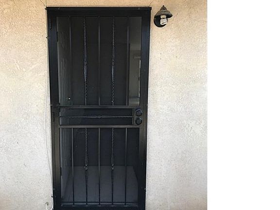 4th image of 512 S Dearing Ave