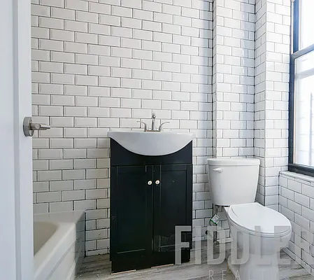 Rented by Fiddler Realty | media 4
